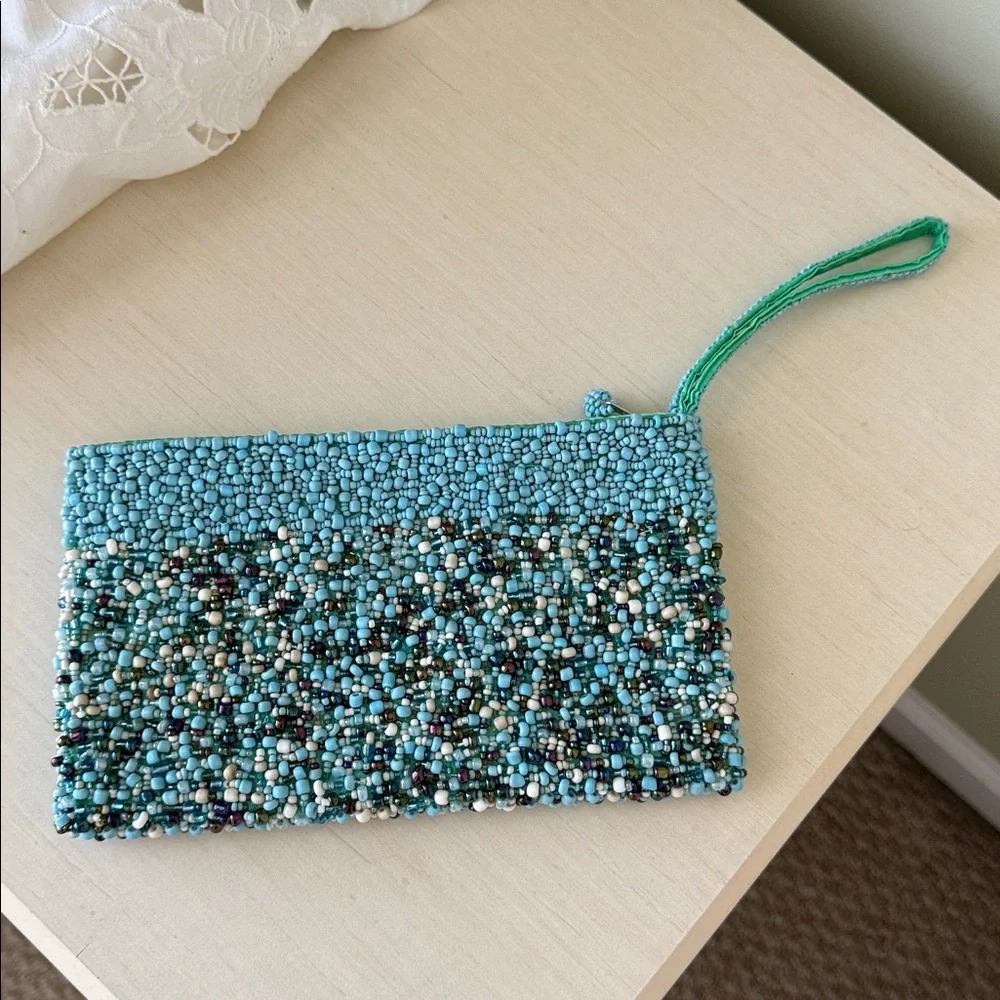 Bali Hai Beaded Clutch Wristlet - Picture 6 of 6